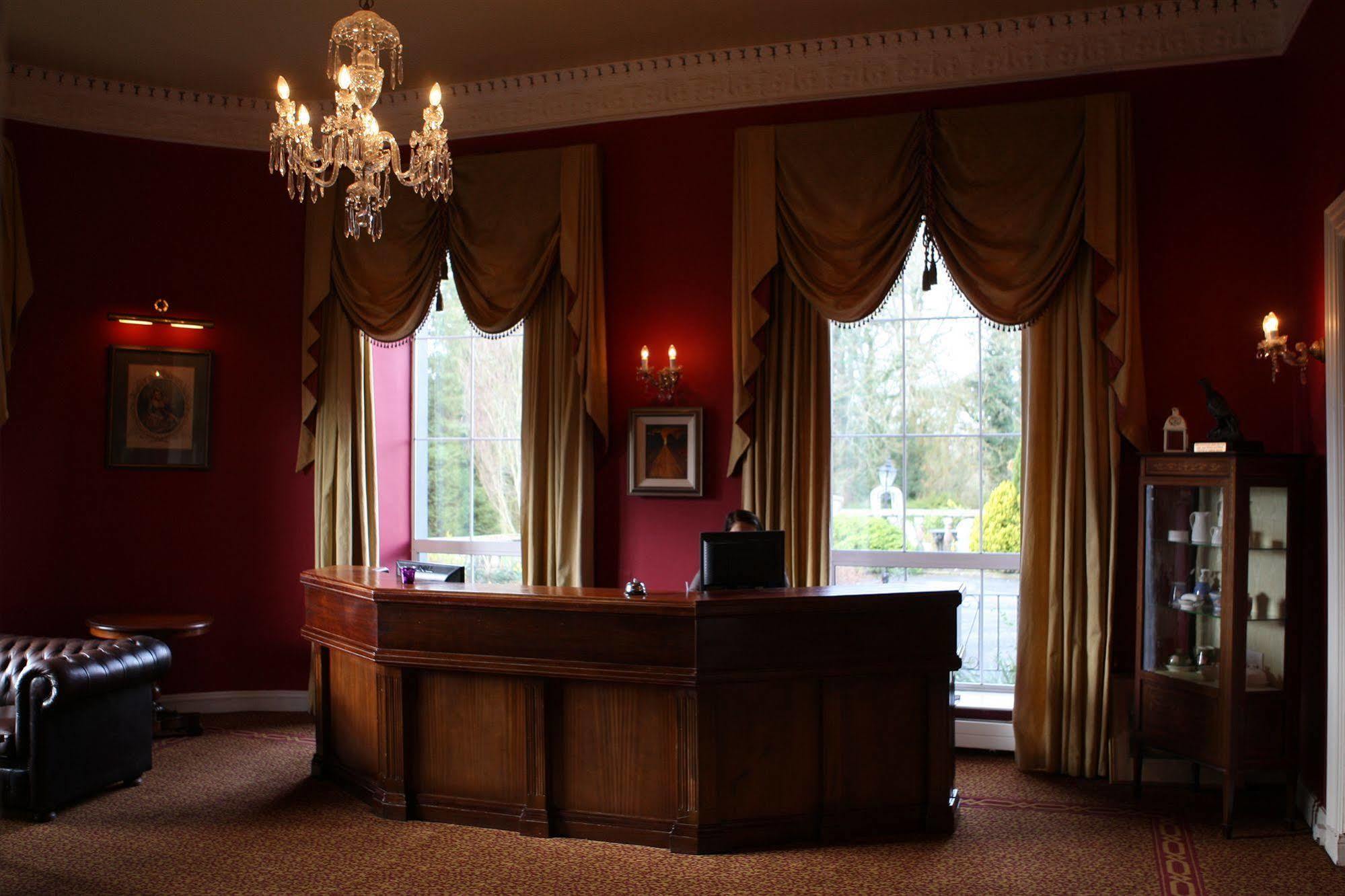 橡树城堡之家酒店 Castleconnell 外观 照片